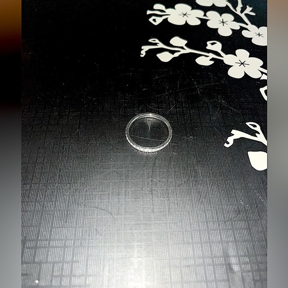 Titanium ring - Picture 4 of 9